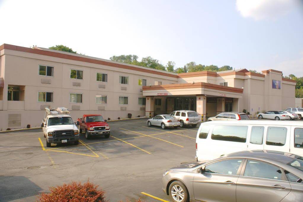 Motel 6 Pittsburgh - photo 21