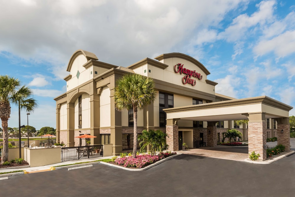 Hampton Inn Bonita Springs Naples North - photo 36