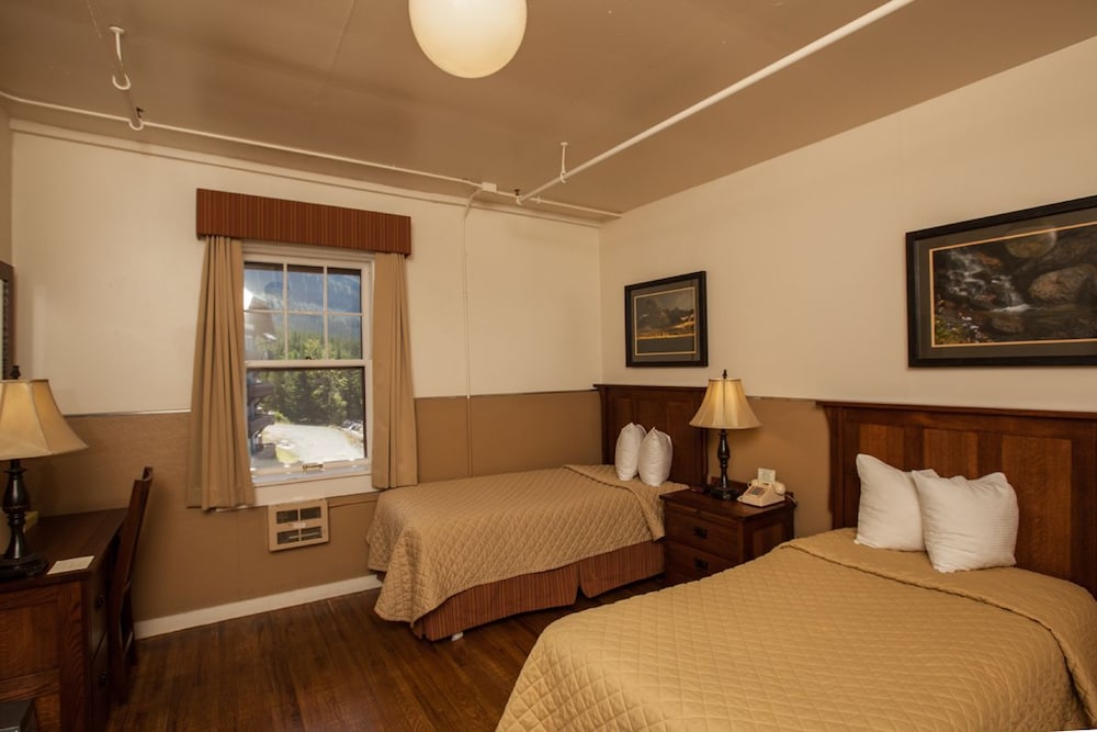 Many Glacier Hotel Inside the Park - photo 4