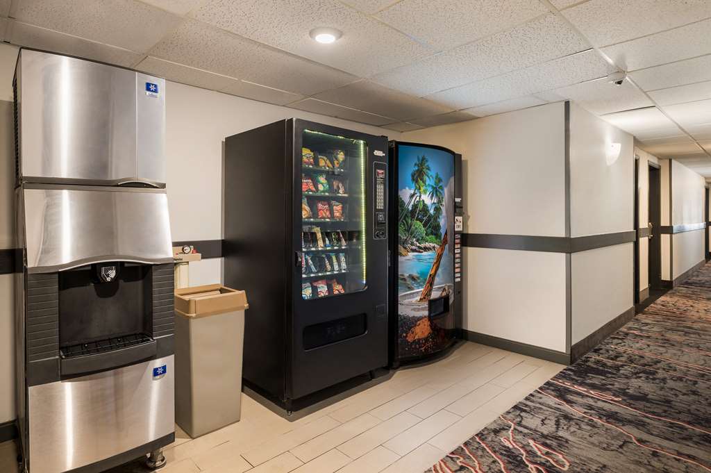 Red Lion Inn & Suites Ontario - photo 35