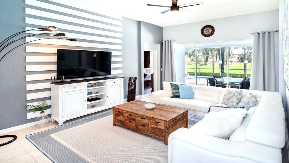 Windsor Hills Green View South Pool 7731 Kissimmee — 4-Star Luxury Hotel in Kissimmee, United States