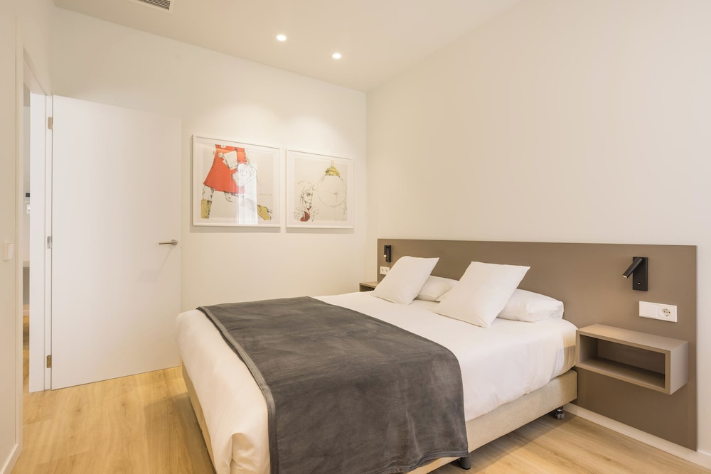 Mon Suites Jardin de Ayora in Valencia, Spain