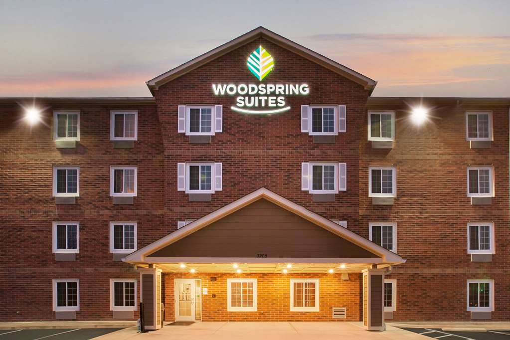 WoodSpring Suites Columbus Urbancrest - featured photo