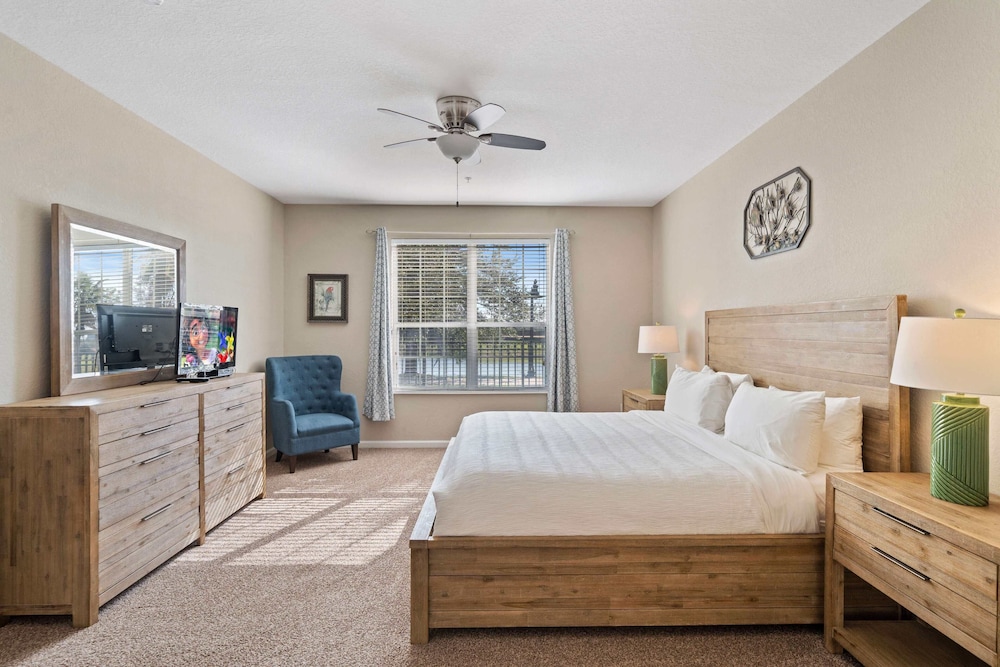 Vista Cay by Orlando Resort Rentals on Universal Boulevard - photo 24