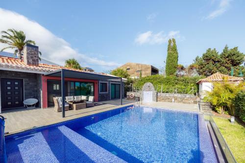 Casa Maravilha — 4-Star Luxury Hotel in Canico, Portugal