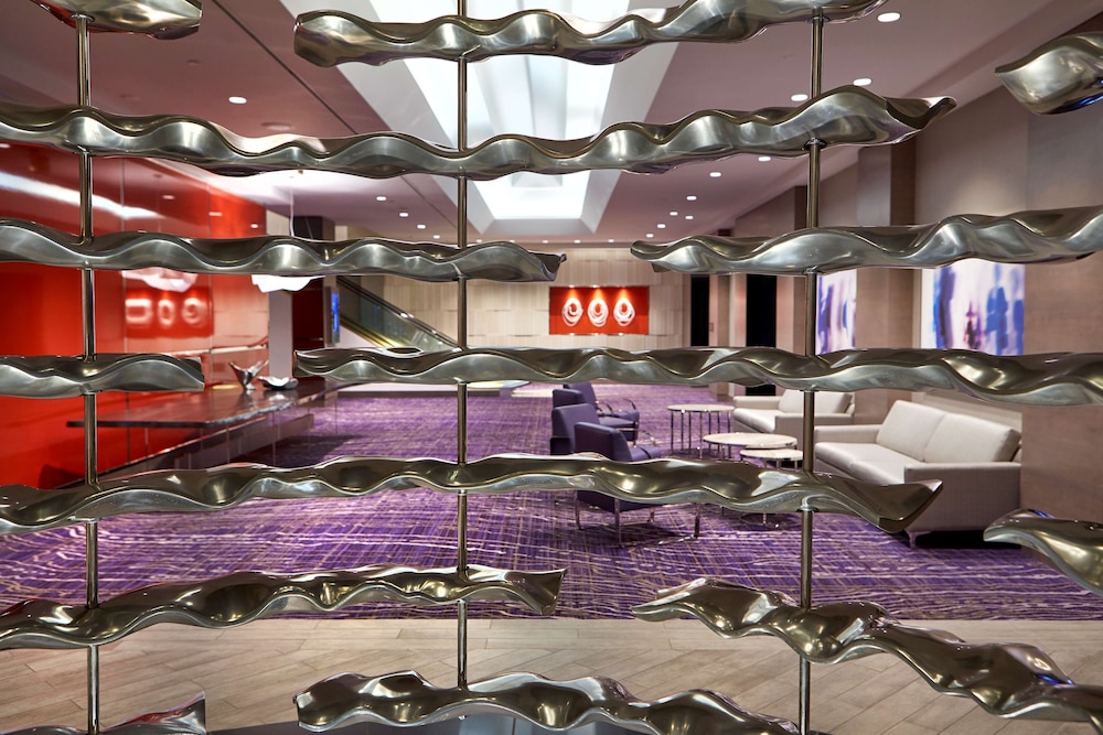 Hilton Long Beach Hotel - photo 8