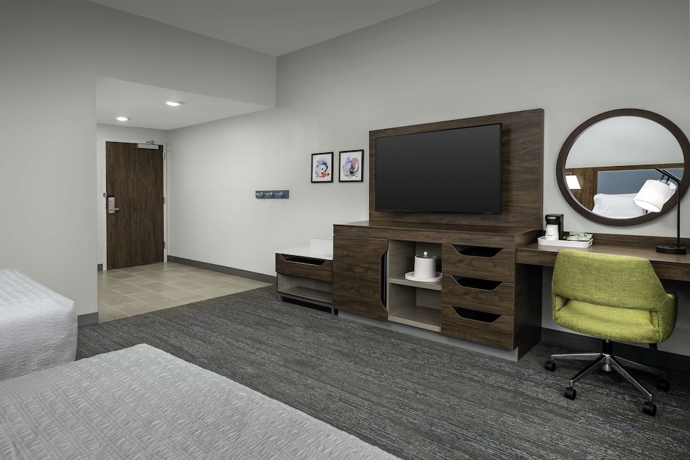 Hampton Inn by Hilton Orlando Southeast Nona - photo 16