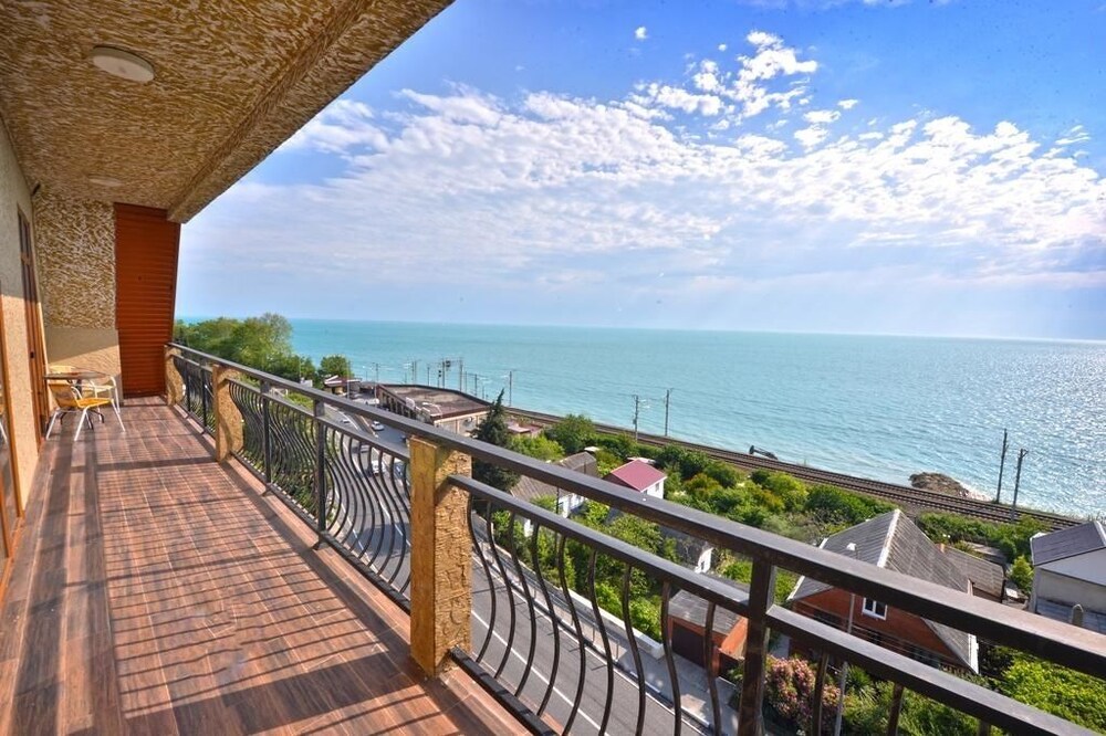 Hotel Amvel in Lazarevskoye, Russia