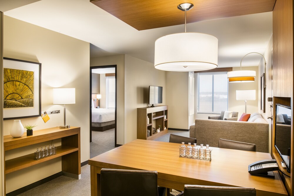 Hyatt Place East Moline Quad Cities - photo 8
