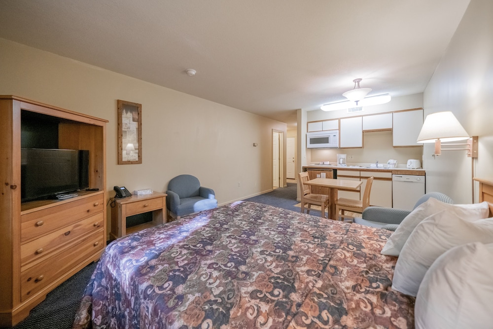 Telemark Northwoods Lodging - photo 6