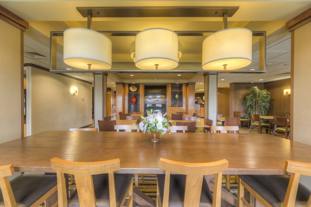 Fairfield Inn & Suites by Marriott Laramie - photo 25