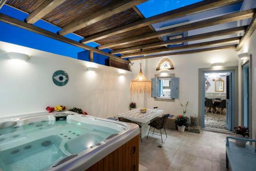 Antigone Traditional House — 4-Star Luxury Hotel in Rodos, Greece
