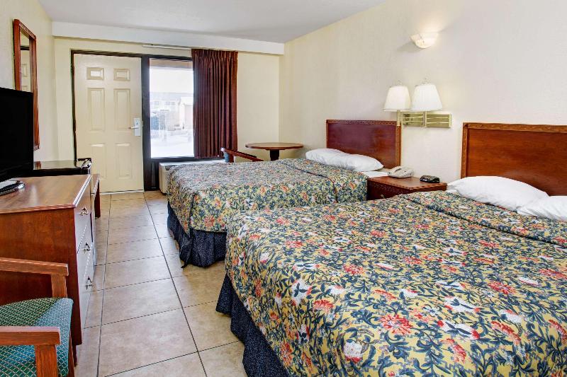 Ocean Breeze Inn - photo 16