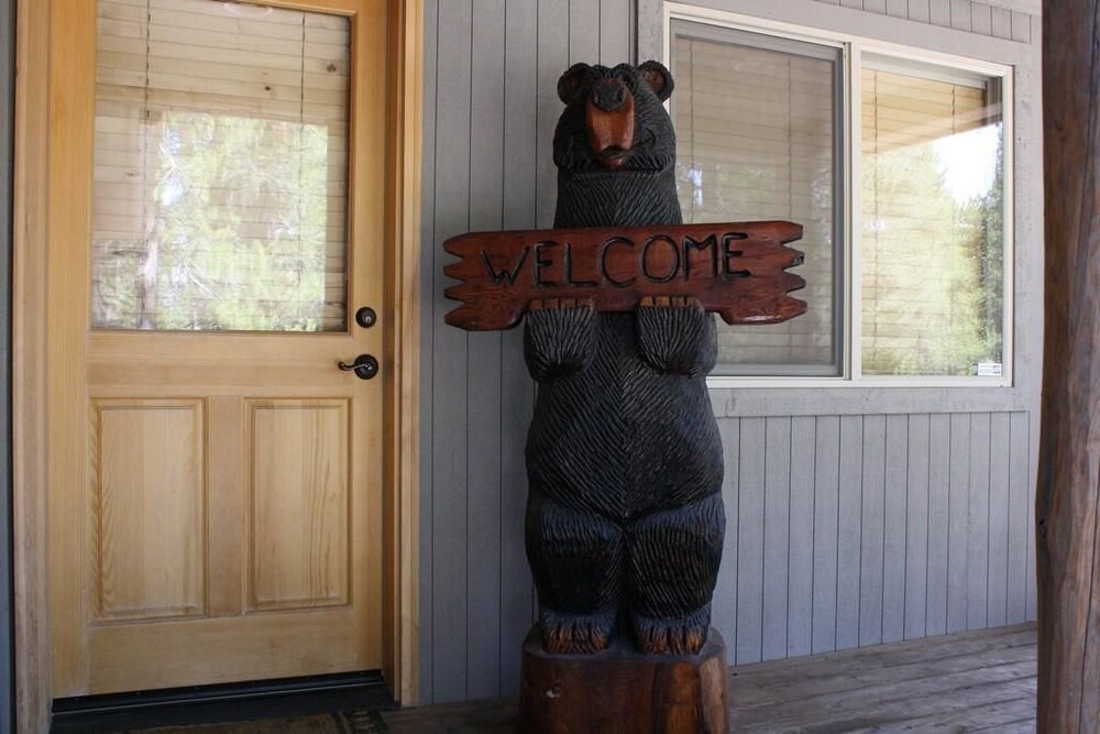 Deer 19 — 4-Star Luxury Hotel in Sunriver, United States