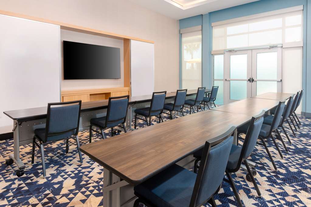 Hyatt House Orlando Airport - photo 60