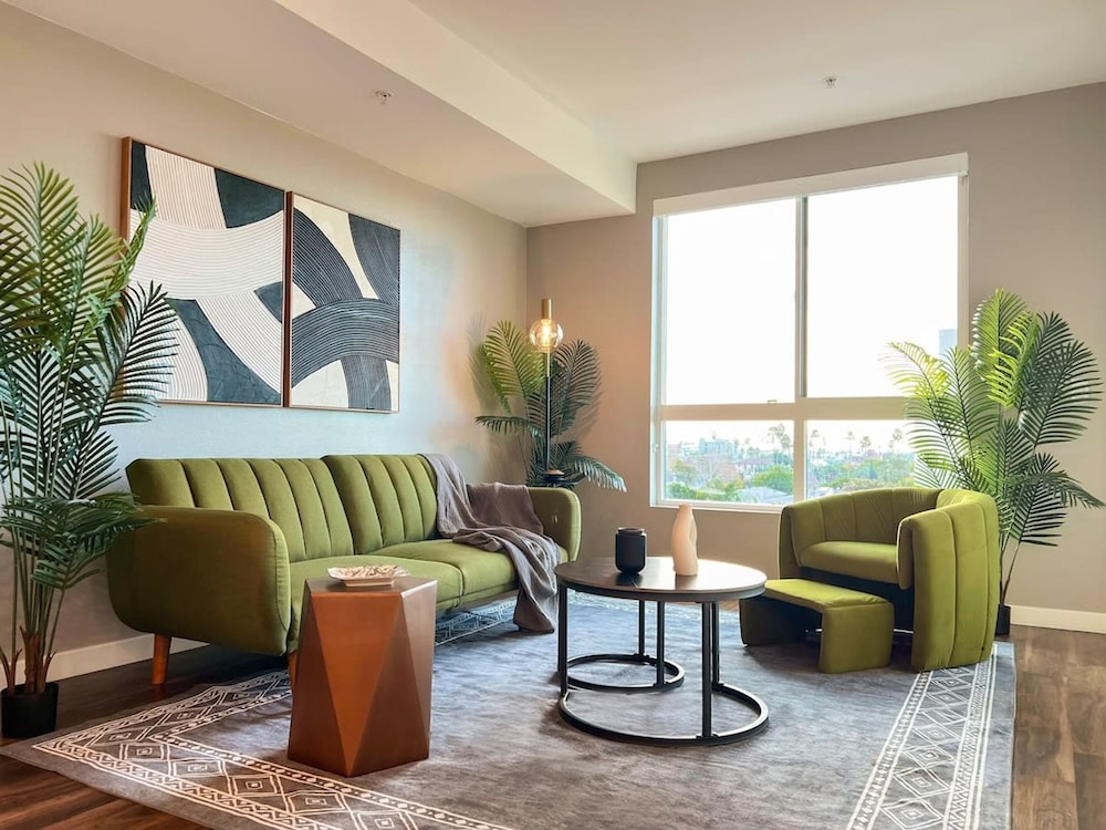Luxurious Hollywood Home City View Free Parking 10mins to Universal Studios — 4-Star Luxury Hotel in Los Angeles, United States