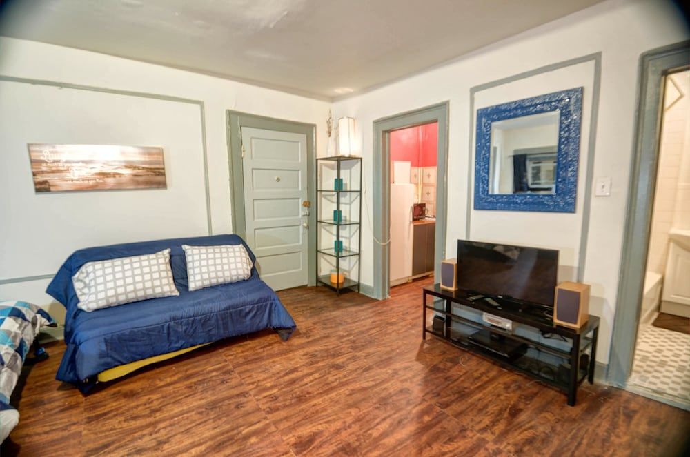 Chelsea Art Suites - photo 40