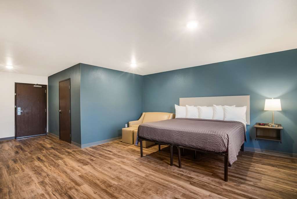 WoodSpring Suites Atlanta Newnan - photo 15