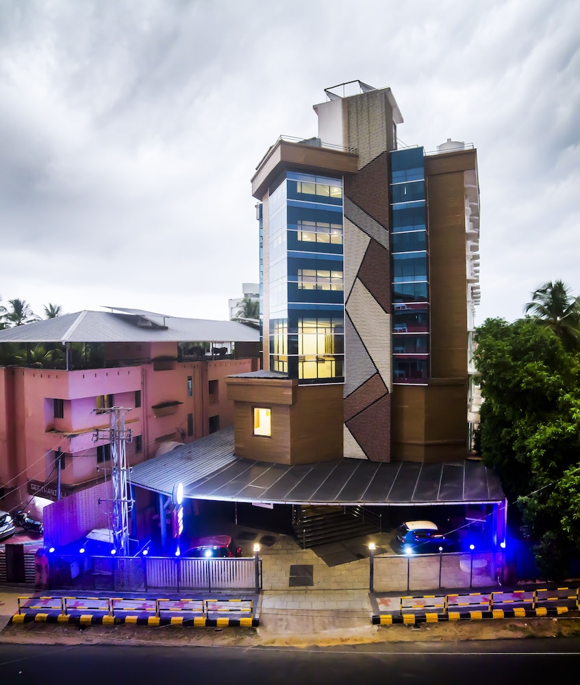 Sterling Darshan Guruvayur in Guruvayur, India