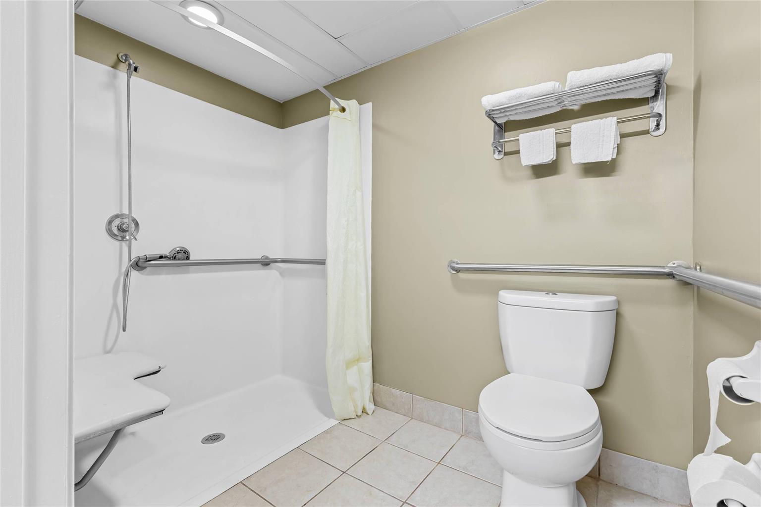 Rodeway Inn Stone Mountain - photo 25