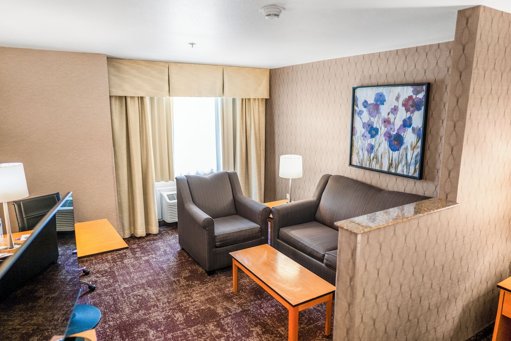 Crystal Inn Hotel & Suites West Valley City - photo 17
