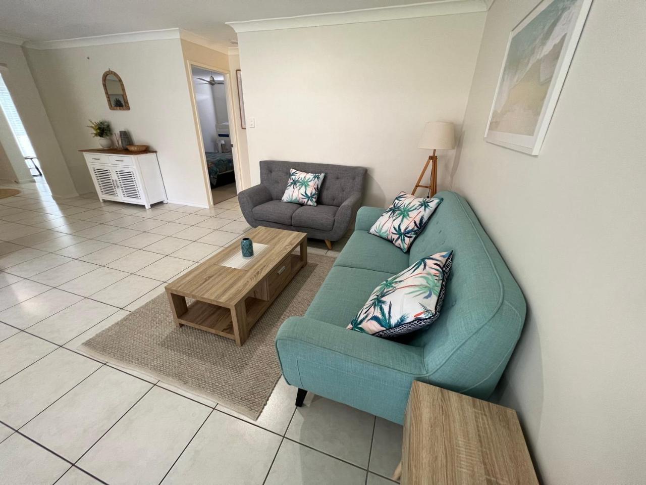 Sandstone Point 4 bedroom Home — Sandstone Point — photo 2