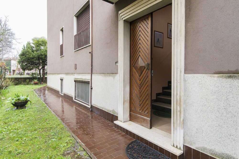 Sesto Calende - carbon neutral hotel in Milan