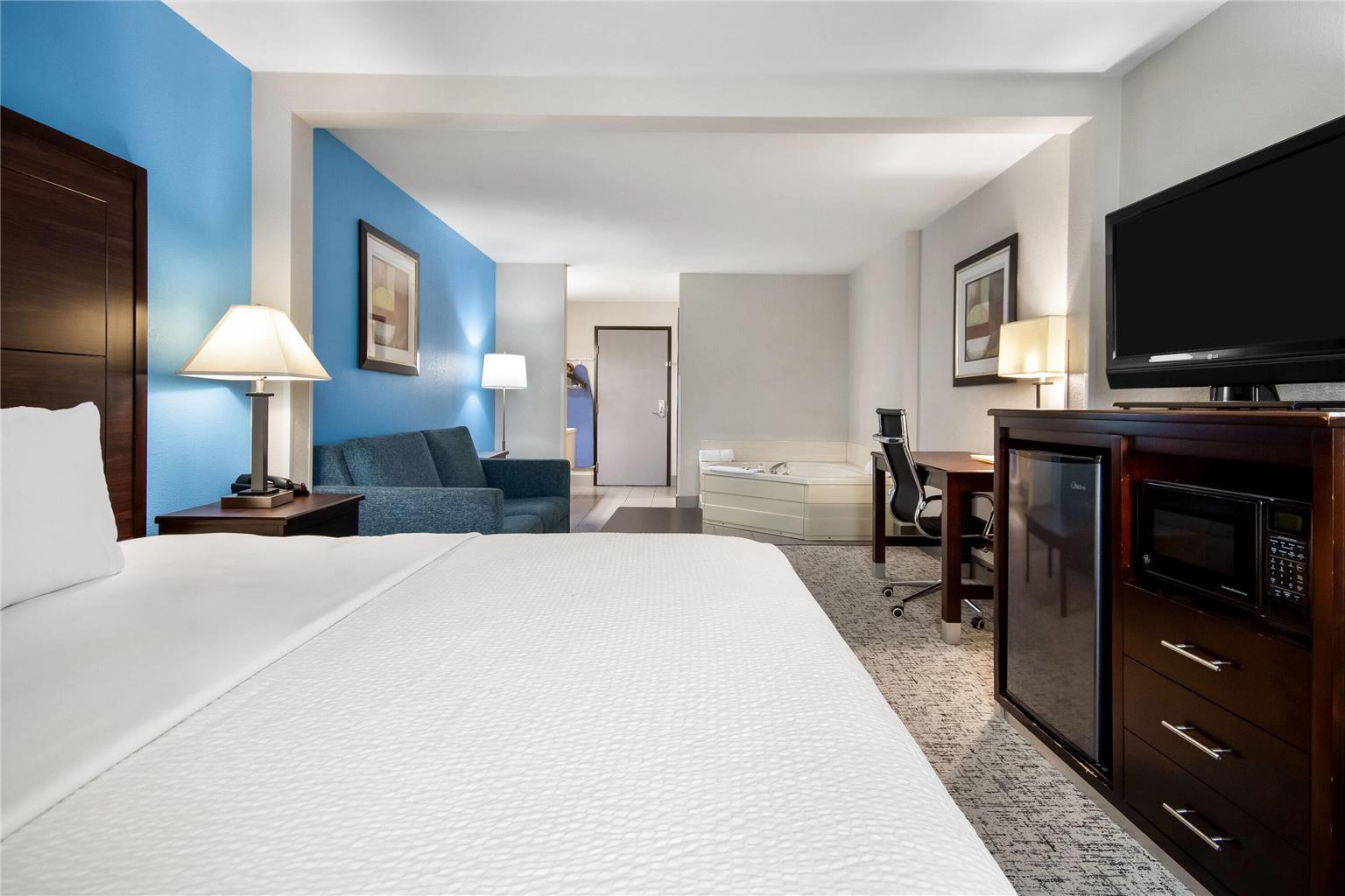 Baymont by Wyndham Marinette - photo 27