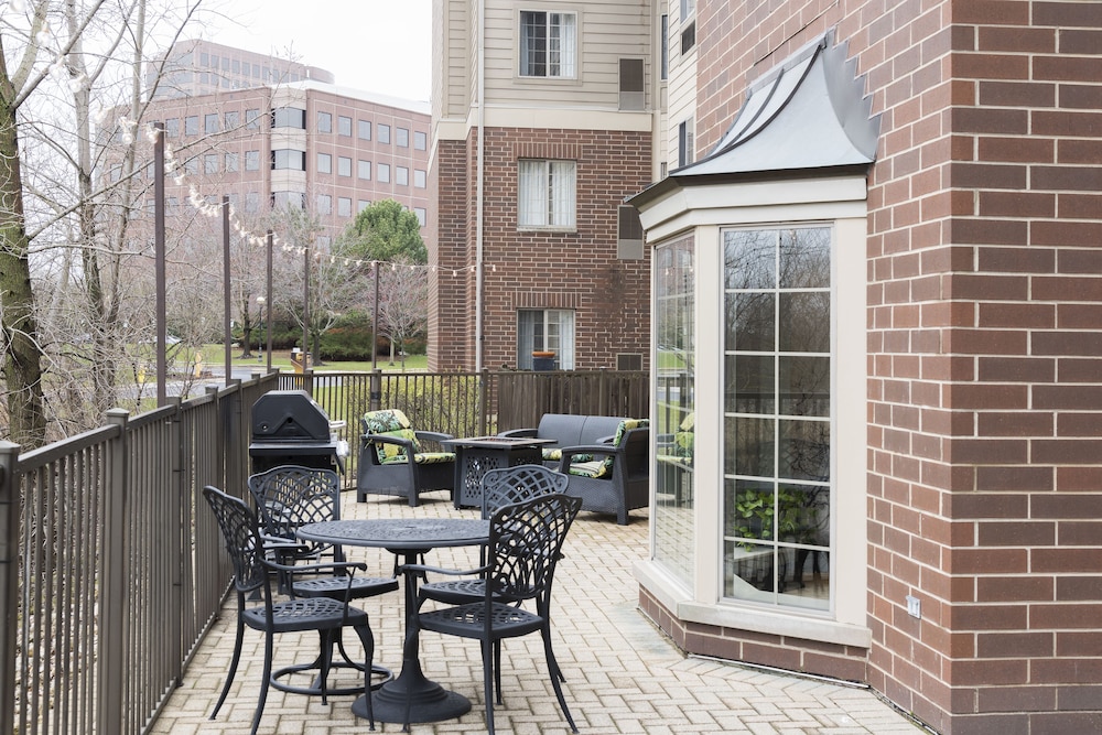 Staybridge Suites Chicago Oakbrook Terrace by IHG - photo 18