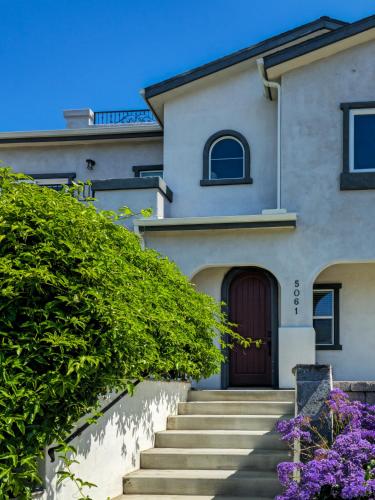 Modern comfort prime location 360 views 4 BR entire house — 4-Star Luxury Hotel in San Diego, United States