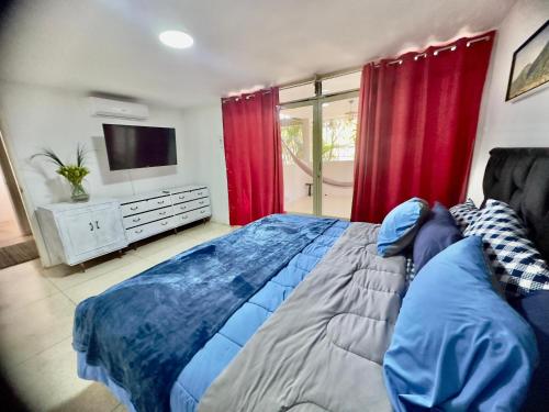 Apartamento Único en Caracas 3 habitaciones 3 baños terrazas hamaca estacionamiento smartv wifi y una decoración brutal estilo Art Déco Moderno — 4-Star Luxury Hotel in Caracas, Venezuela