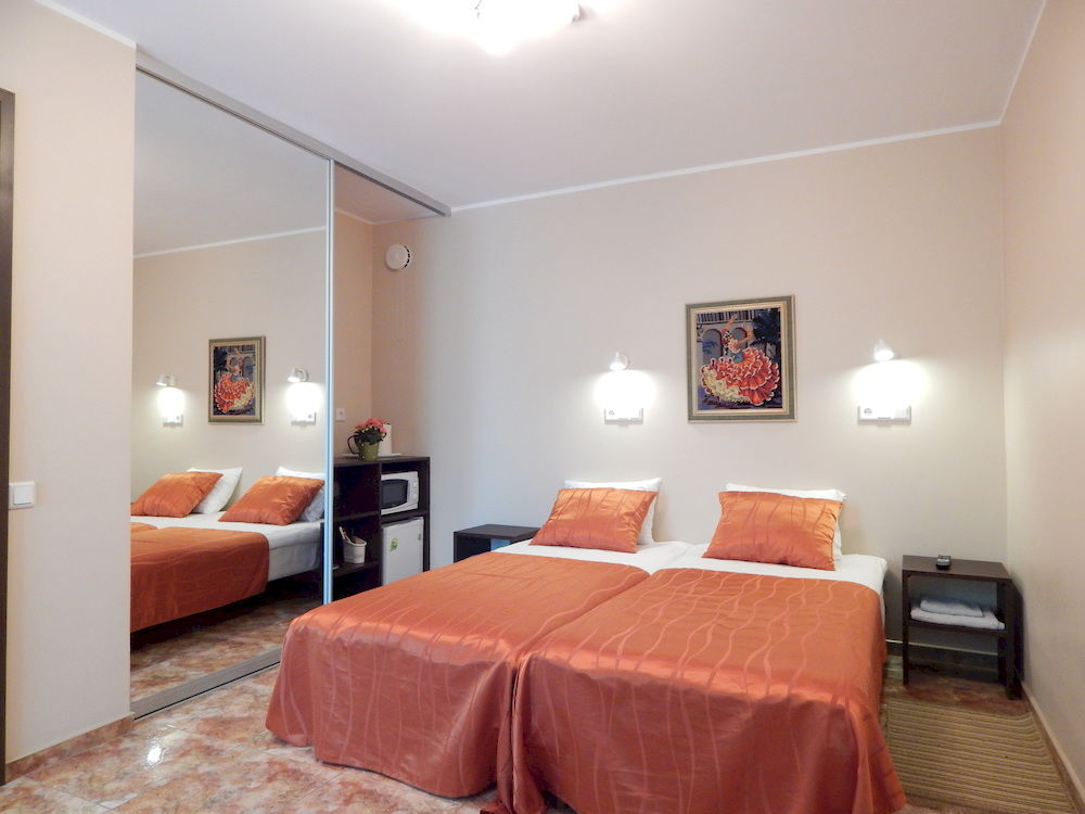 Green Villa — 4-Star Luxury Hotel in Paernu, Estonia