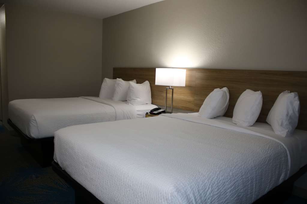 Days Inn by Wyndham Waco University Area - photo 22