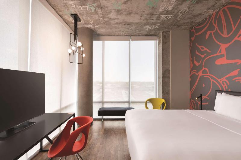 Kompose Boutique Hotel Miami Airport - photo 27