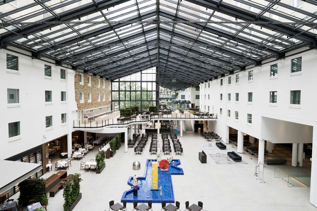 estrel atrium