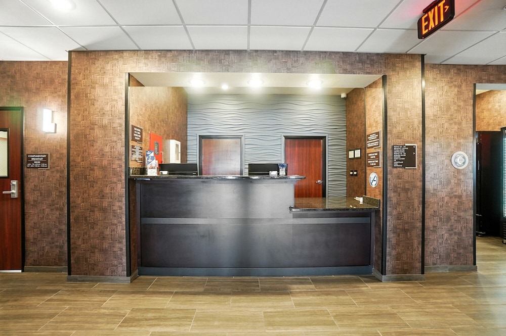 Cobblestone Hotel & Suites Bellefontaine - photo 8
