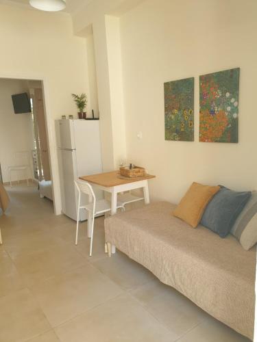 Ilianas Place — Agios Matthaios — photo 3