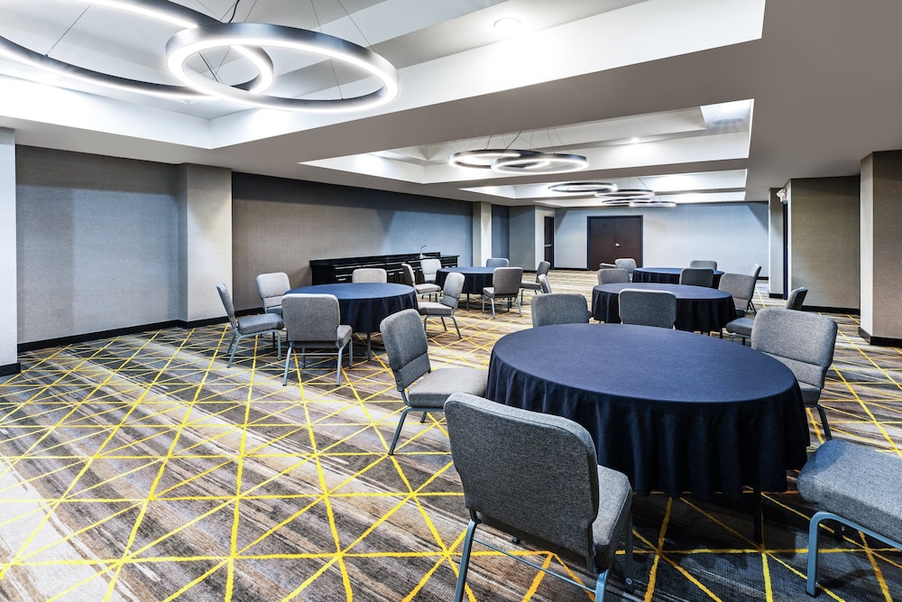 Holiday Inn Stillwater University West by IHG - photo 32