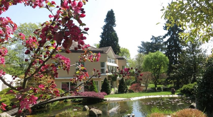 Villa Esprit3 Le lieu d'exception pour vos événements — 4-Star Luxury Hotel in Onex, Switzerland
