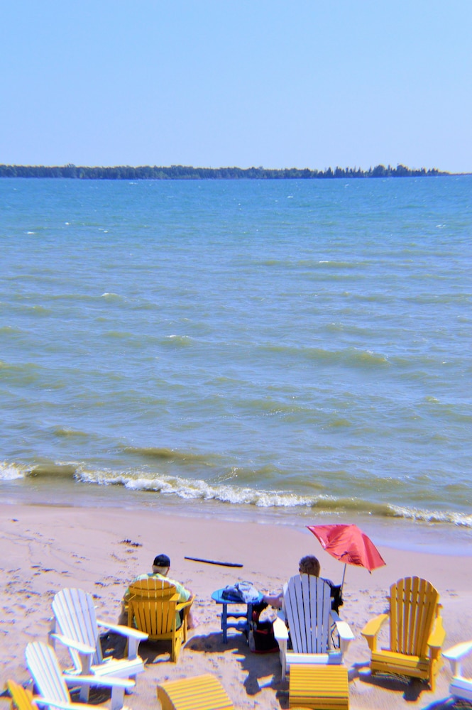 Beachfront Inn - photo 101
