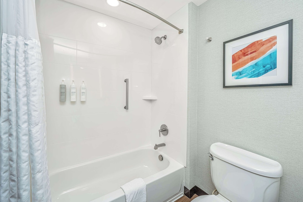 Hilton Garden Inn Charleston Airport - photo 44