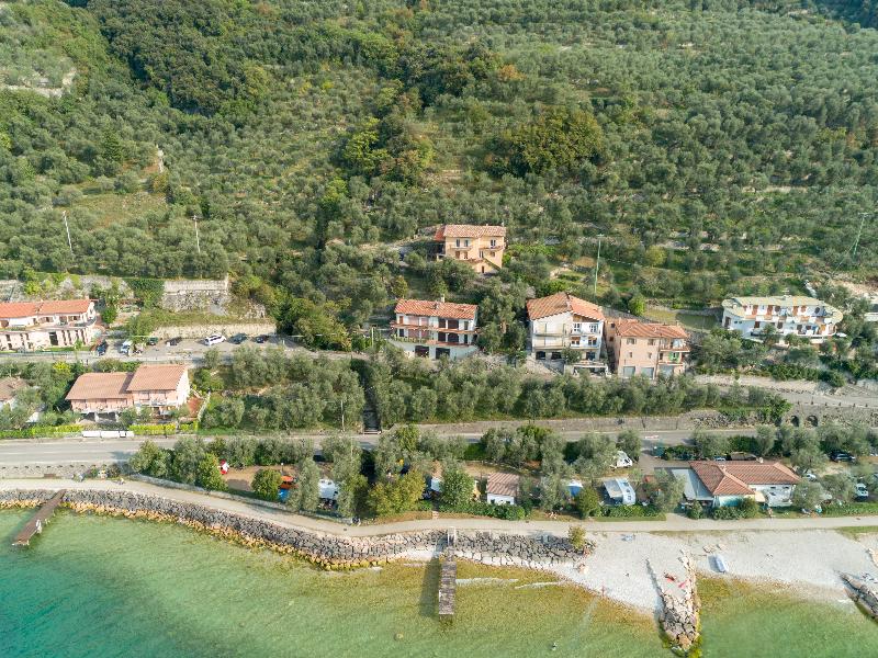 Villa Olivo — 4-Star Luxury Hotel in Brenzone, Italy