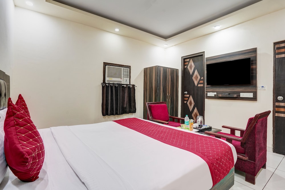 Hotel City Lite Near Delhi Airport