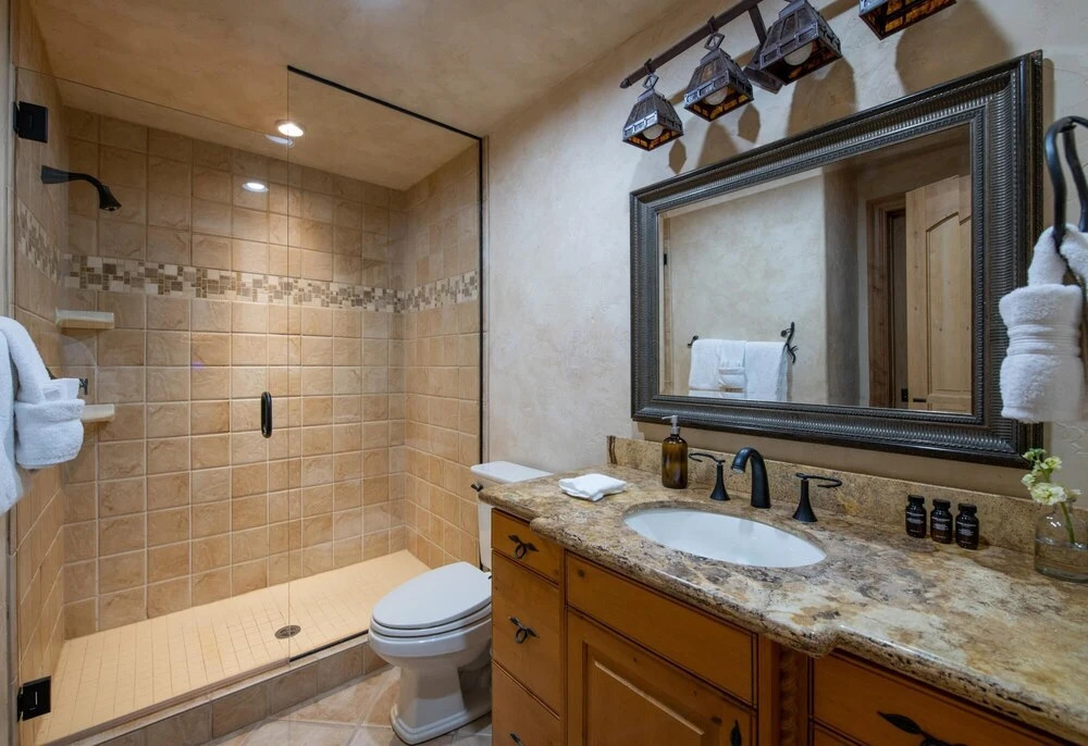 Cherry Ridge by Avantstay Incredible Mountain Mansion w Game Room Hot Tub & Views - photo 8