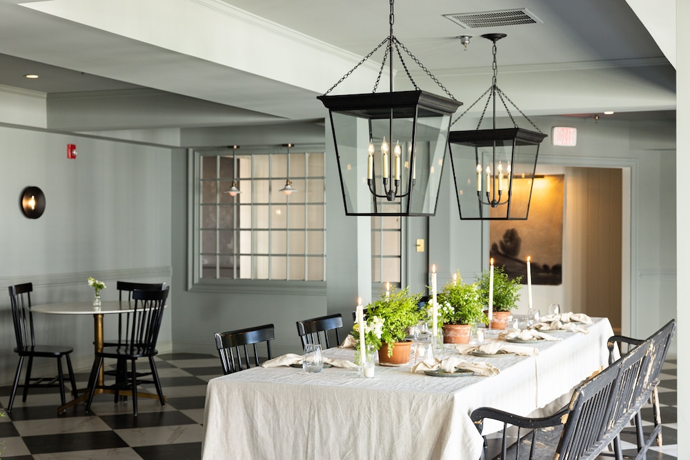 The Litchfield Inn - photo 21