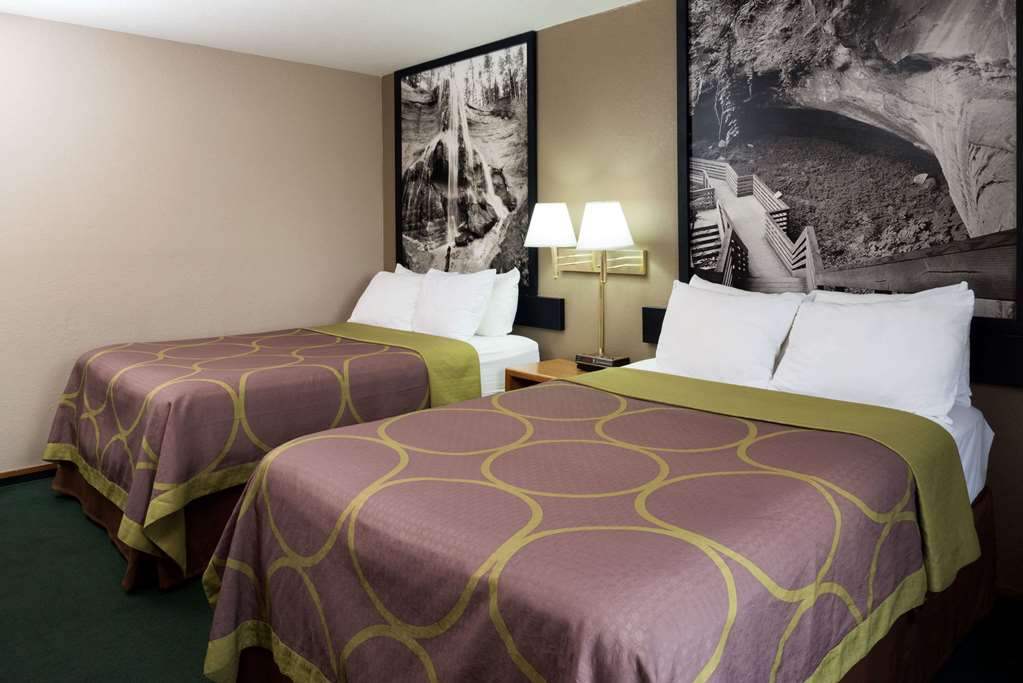 Super 8 by Wyndham Omaha NE - featured photo