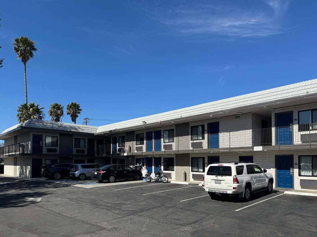 Motel 6 Simi Valley CA - photo 6