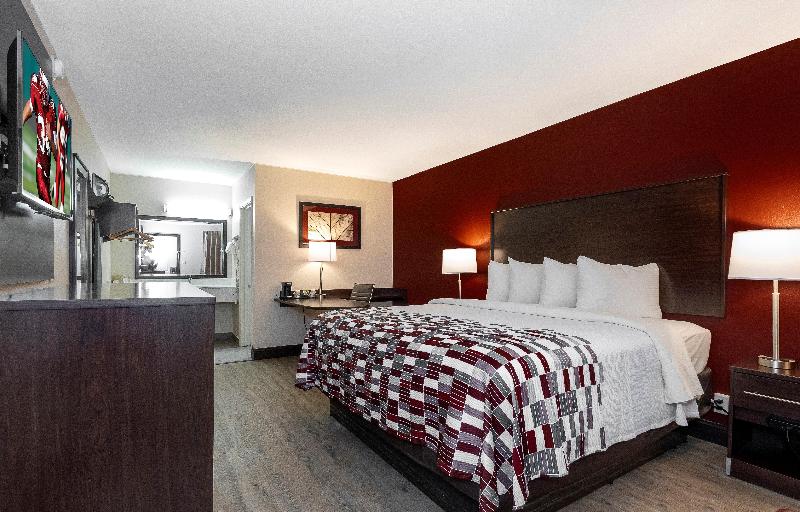 Red Roof Inn Muscle Shoals - photo 31