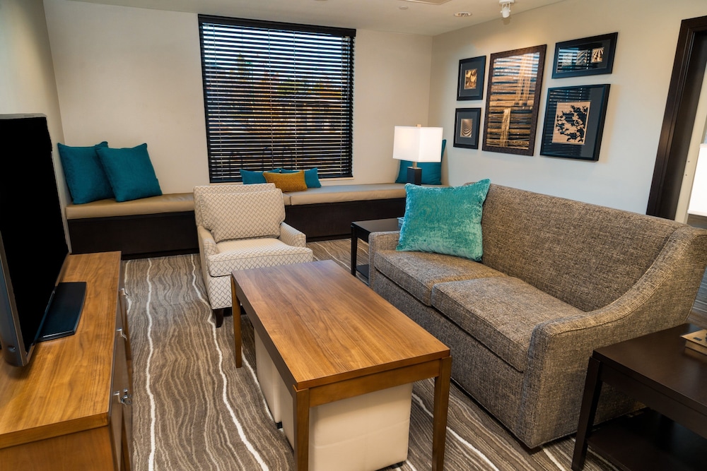 Staybridge Suites Coeur D'Alene an IHG Hotel - photo 4