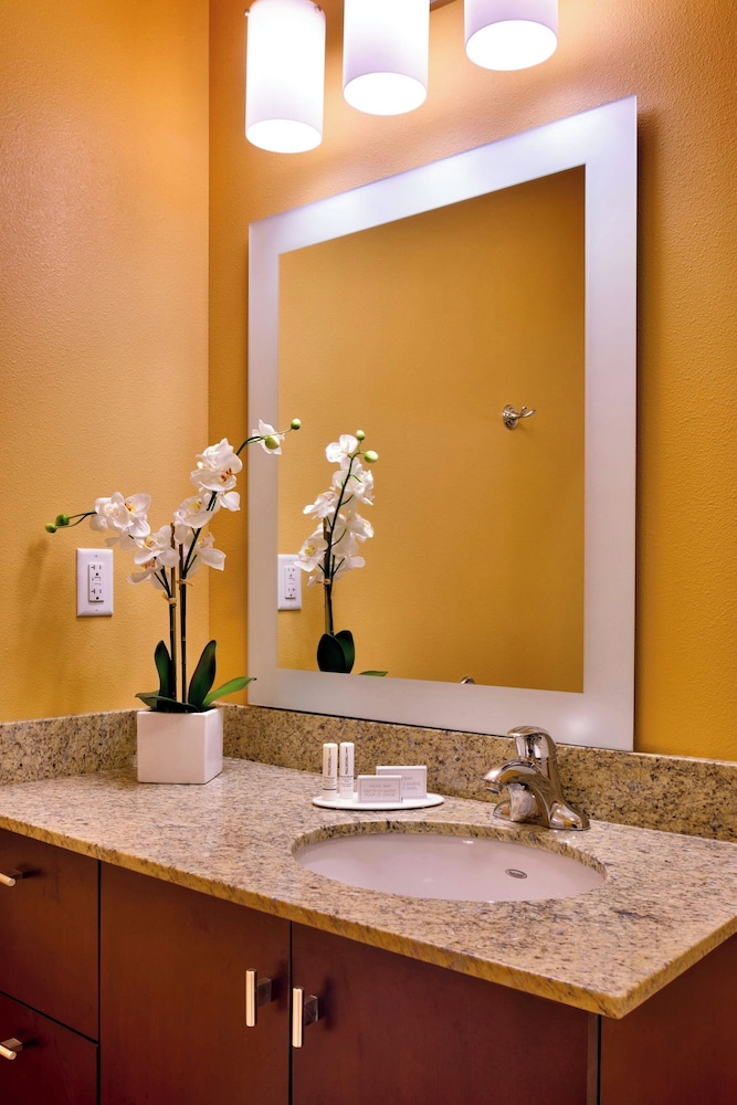 TownePlace Suites Missoula - photo 17